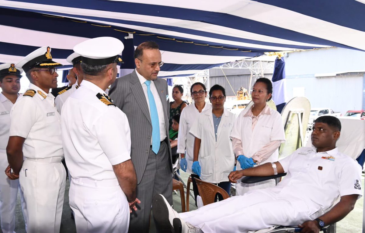 The High Commission of #India in #Mauritius organised a Blood Donation Camp onboard <a href="/IndiaCoastGuard/">Indian Coast Guard</a> Ship Sankalp at #PortLouis today. The camp witnessed enthusiastic participation from the ship’s crew, #HCI officials, and local volunteers, resulting in the collection of vital
