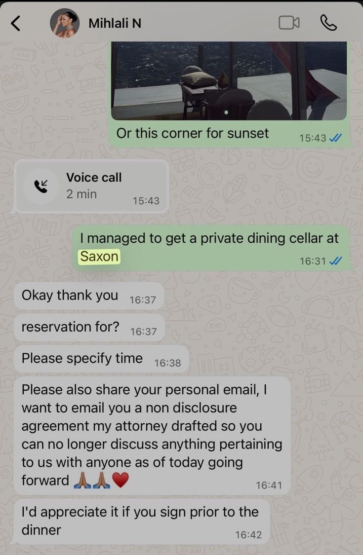 Shadaya_Knight's tweet image. Mihlali Ndamase was paid over R300 000 for a one night stand

No, we shouldn't focus on Mihlali, at this point everyone knows she sells

The focus should be on this horny idiot, Michael Brits. A whole married man, paying that much money and even being made to sign an NDA so he…