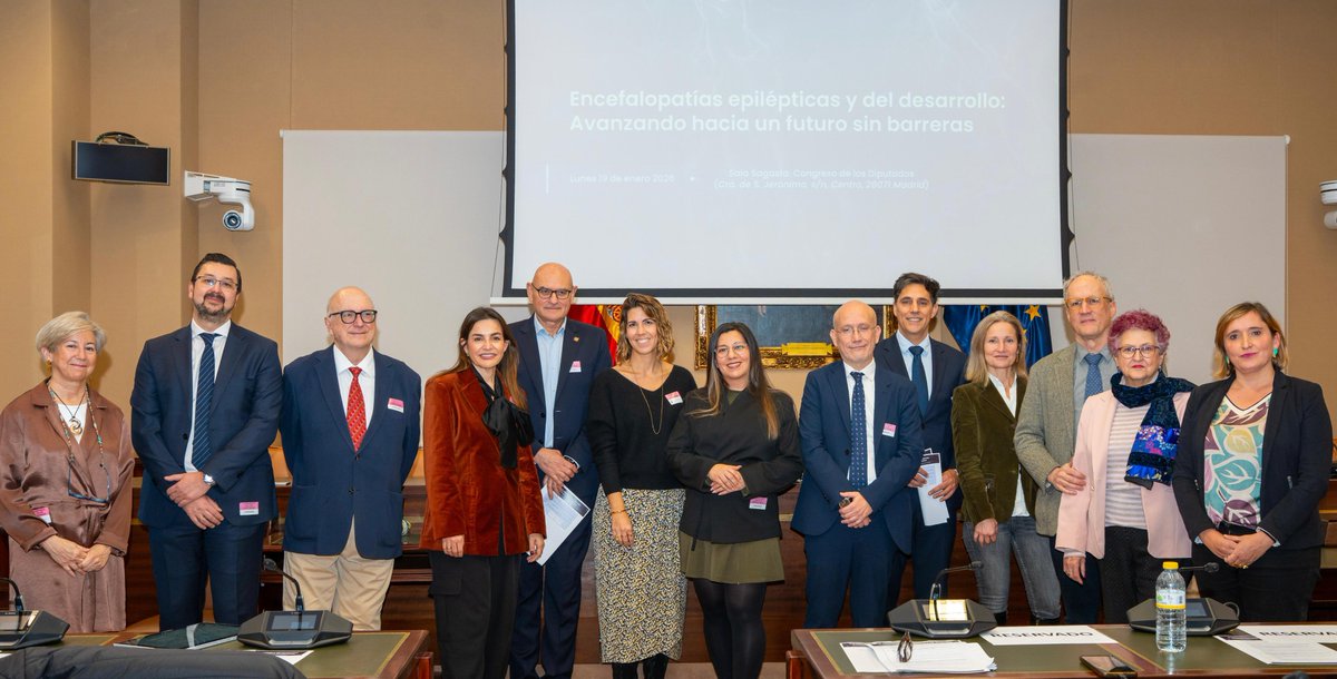📍 Estamos en el <a href="/Congreso_Es/">Congreso</a> para acompañar a <a href="/fedeepilepsia/">Fedeepilepsia</a> y <a href="/SEEpilepsia/">SEEP Epilepsia</a> en la jornada sobre Encefalopatías Epilépticas y del Desarrollo (EED).

Esta tarde se presentarán las conclusiones del informe “Análisis de situación de las encefalopatías epilépticas del desarrollo en