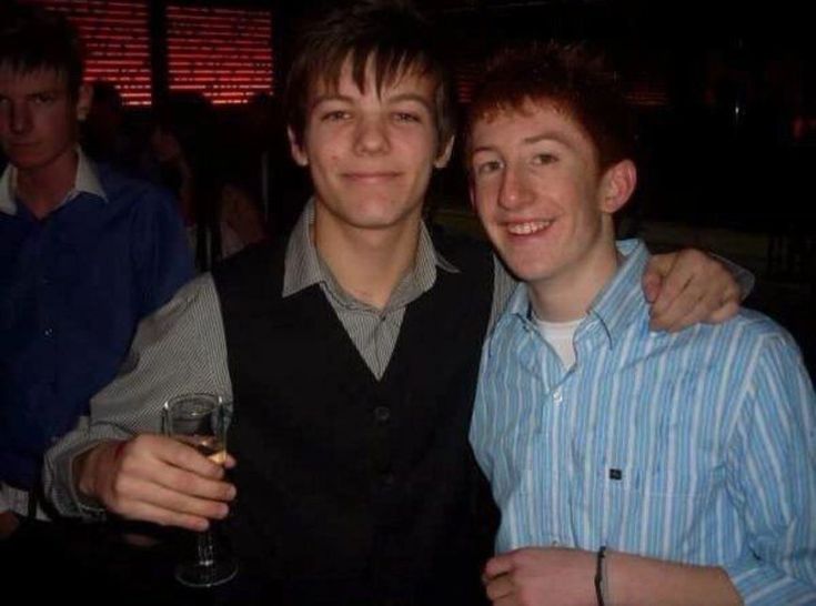 LouisWT91World's tweet image. 🗨️| “Massively — especially in terms of my attitude to life. Showing off is the worst thing you can do there. It’s a place where keeping your feet on the ground is essential. If you take yourself too seriously, you’re out. I learned that from a young age. I still have a lot of…