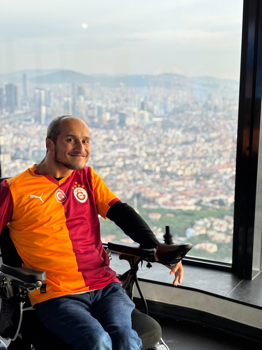 nkdz52's tweet photo. Slm arkadaşlar Atletico Madrid maçı yardımcı olacak biri varmı yada yardımcı olacak tanıdığı olan dm den yazsın 🙏🙏🙏🙏🙏

#Galatasaray #ultrAslan @GalatasaraySK https://t.co/o76N1GPU05