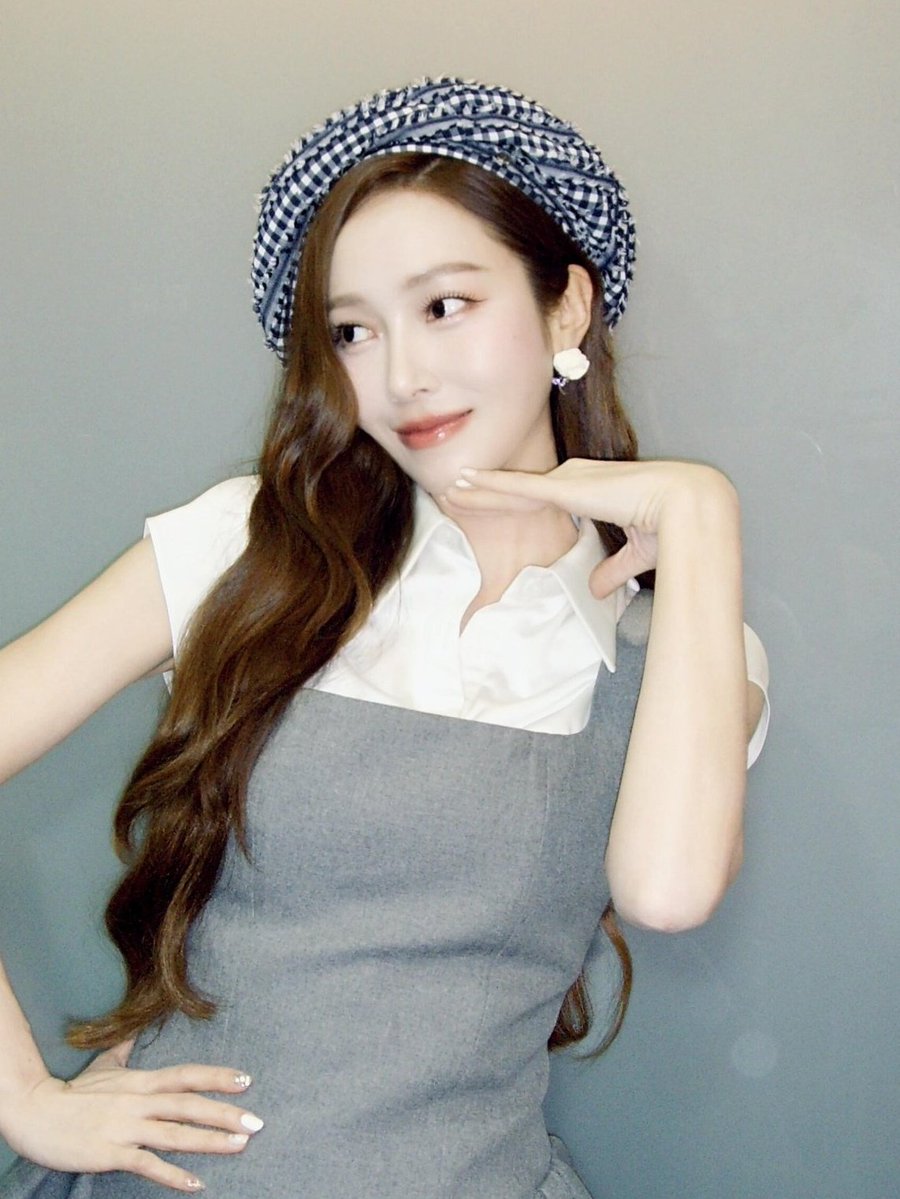 jessica pics (@sicafiles) on Twitter photo 