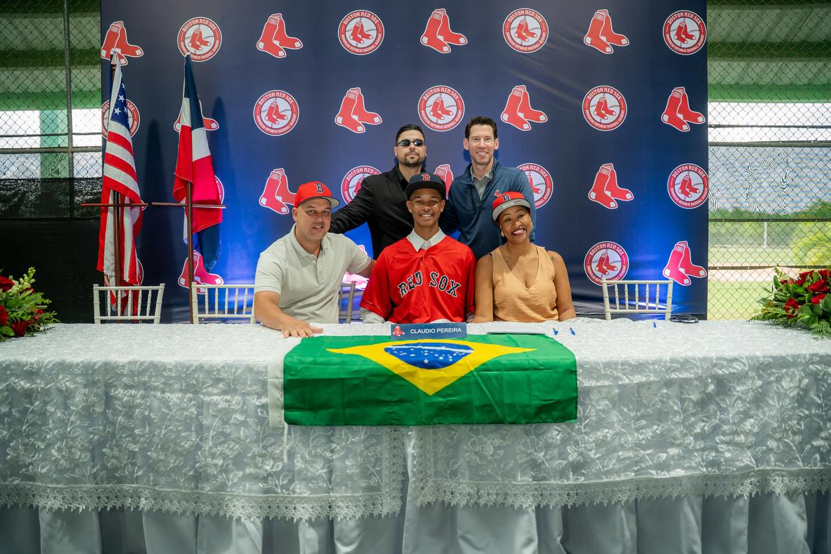 Africanize tweet media