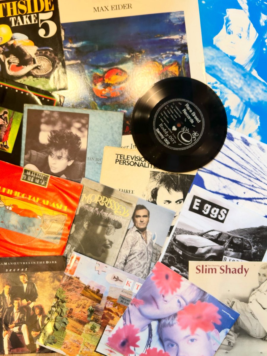 joe_hit's tweet image. 土曜日のClear Cutでのセレクトはこちら。

Venus Peter/New World、The Philips/Young Love Be Your Monkey Tonight(ずっと曲名Young Loveだと思ってた)のぼうしレーベル2枚がけできて個人的には満足😁

#indiepop #neoacoustic #postpunk #neopshycodelic #newwave