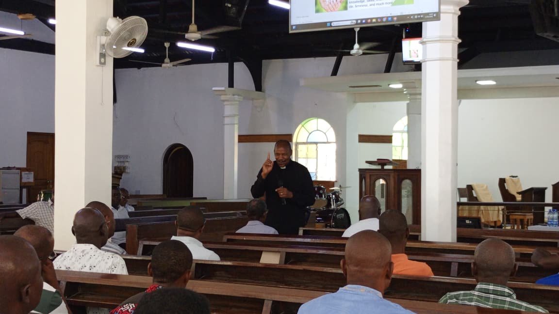 Faith in Action for Stronger Families. ✝️

Our Mombasa County Office engaged men from @KAMAKenya (Kenya Anglican Men's Association) on Positive Parenting.

The forum centered on fathers' role as protectors &amp; role models in preventing Alcohol &amp; Drug Abuse (ADA) and nurturing