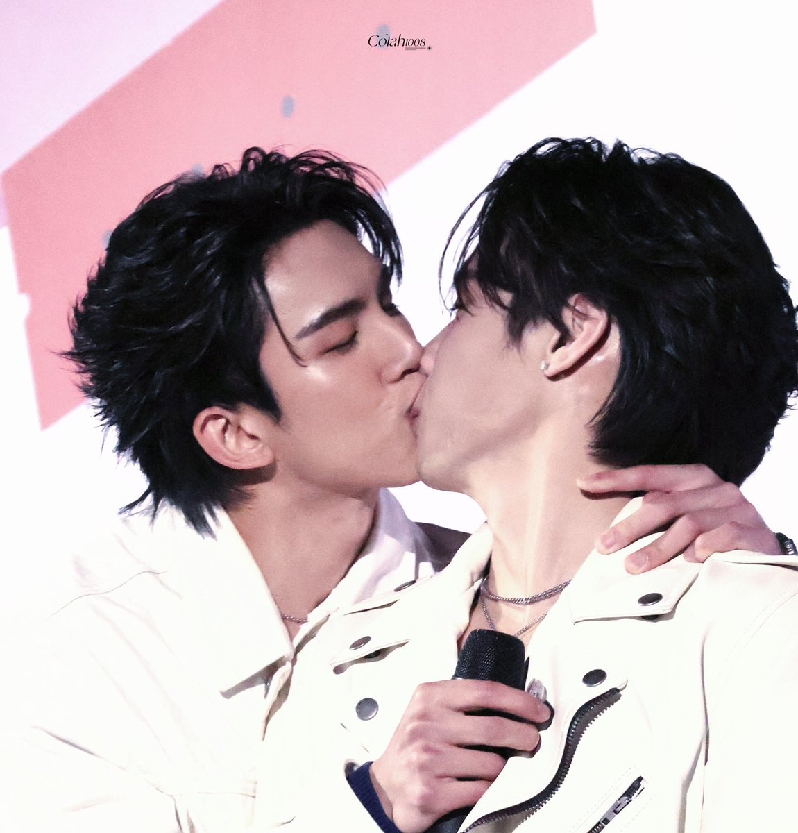 GETTING READY TO MAKE HISTORY