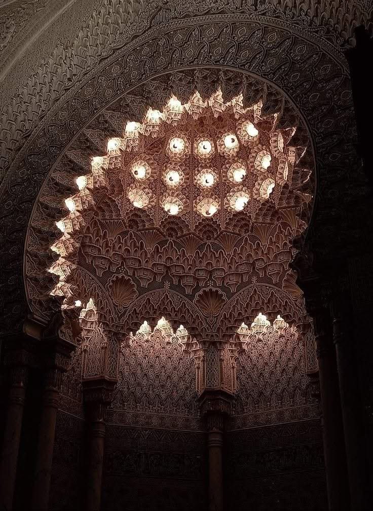 BiancoDavinci's tweet photo. Extraordinary Moroccan architecture https://t.co/YtZxwnET8l