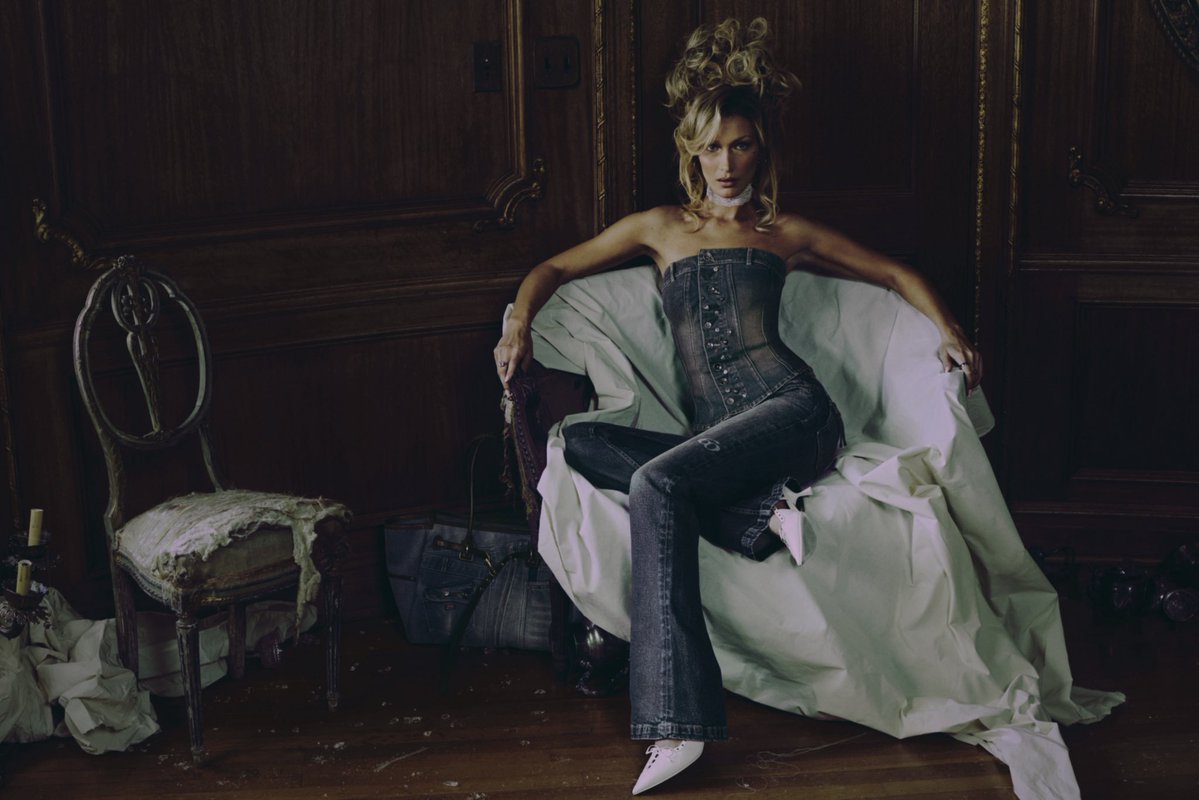 Bella Hadid for Miss Sixty
Photographed by Gabriel Moses