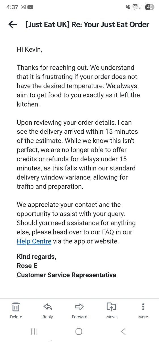 L0rdRustless's tweet photo. This is totally unacceptable!! Food arrived on time but was stone cold. Yet no refund. Been a long time customer. Thanks a lot @JustEatUK . I spend a lot with Justeat and pay a premium for delivery and the food being hot. Terrible service. Had no such issues with Deliveroo. https://t.co/t54y7xKz4m