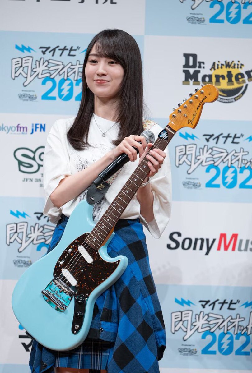 もっちゃん 他の投稿▶︎ @nemuwo_mga 8/25(月)ミセスLOCKS もっくん着用Tシャツ