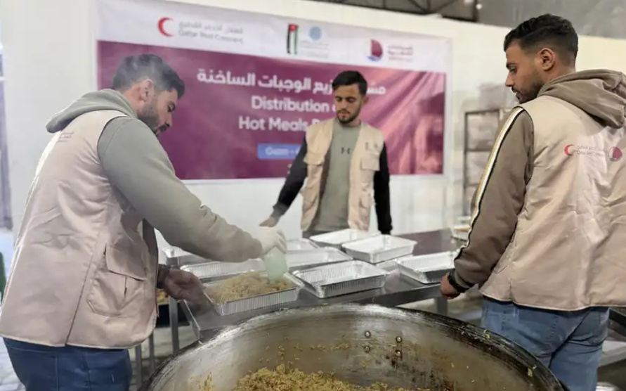 مشروع أردني-قطري جديد لتوزيع الوجبات على 72 ألفا من متضرري غزة 
