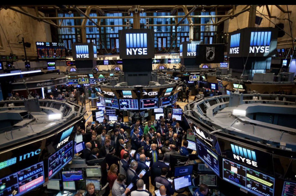 legitstackz's tweet image. 🇺🇸BREAKING: NYSE just confirmed — 24/7 stock trading is coming…  
powered by ON-CHAIN crypto infrastructure.  
Crypto isn’t replacing Wall Street.  
Wall Street is becoming crypto.  

This is the flip. 🔥📈