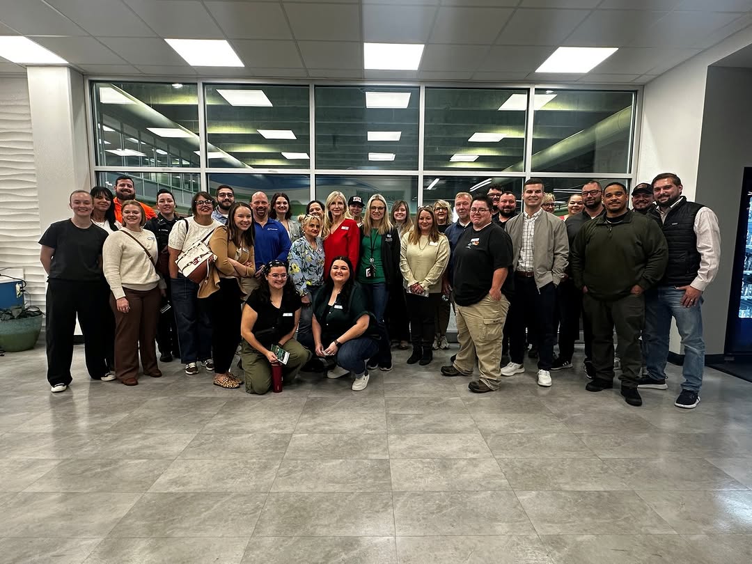 SDST_Power's tweet image. John Riesenberg joined Leadership Muskogee – Class 32 for a Health &amp;amp; Wellness day, learning about community resources at Green Country Behavioral Health Clinic, Muskogee Swim &amp;amp; Fitness Center, and St. Francis Hospital.

#LeadershipMuskogee #HealthAndWellness #StardustPower