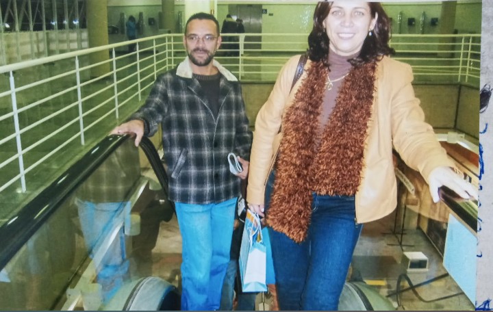 olimpio_paulo's tweet photo. Saudades da época boa @sandrazflor  nós chic no último 😁 https://t.co/SeV9A3uiHt