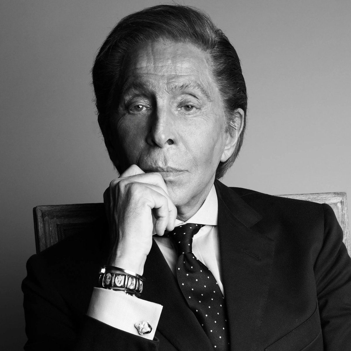 SeriesBrasil's tweet image. Morre aos 93 anos, Valentino Garavani, criador da VALENTINO.