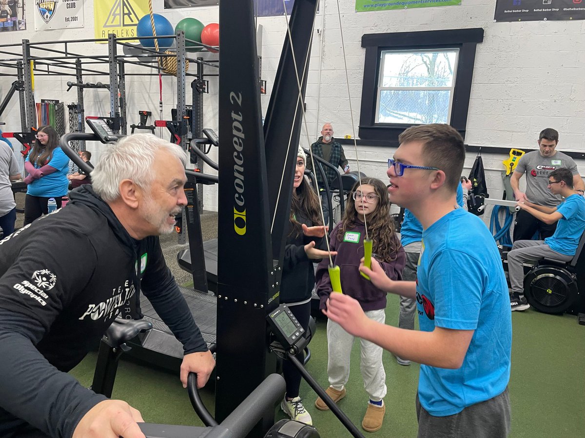 CaseysClub21's tweet photo. Clubhouse Strength Team - Week 2 was 🔥!
From pushing sleds and throwing medicine balls to battle ropes, agility drills, and weight training, they tackled every challenge head-on. LET'S GO!! 💪 

#ClubhouseStrength #WeekTwo #StrongerTogether #CaseysClubhouse #PuttingInTheWork https://t.co/thpRDtJ4J4