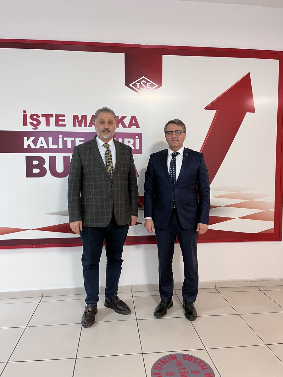 Yıldırım Kaymakamımız Sayın Metin ESEN Bölge Koordinatörümüz Sayın Mehmet Hüsrev i makamında ziyaret etti.  Nazik ziyaretlerinden dolayı kendilerine teşekkür ederiz. <a href="/Husrevmehmet/">Mehmet Hüsrev</a>