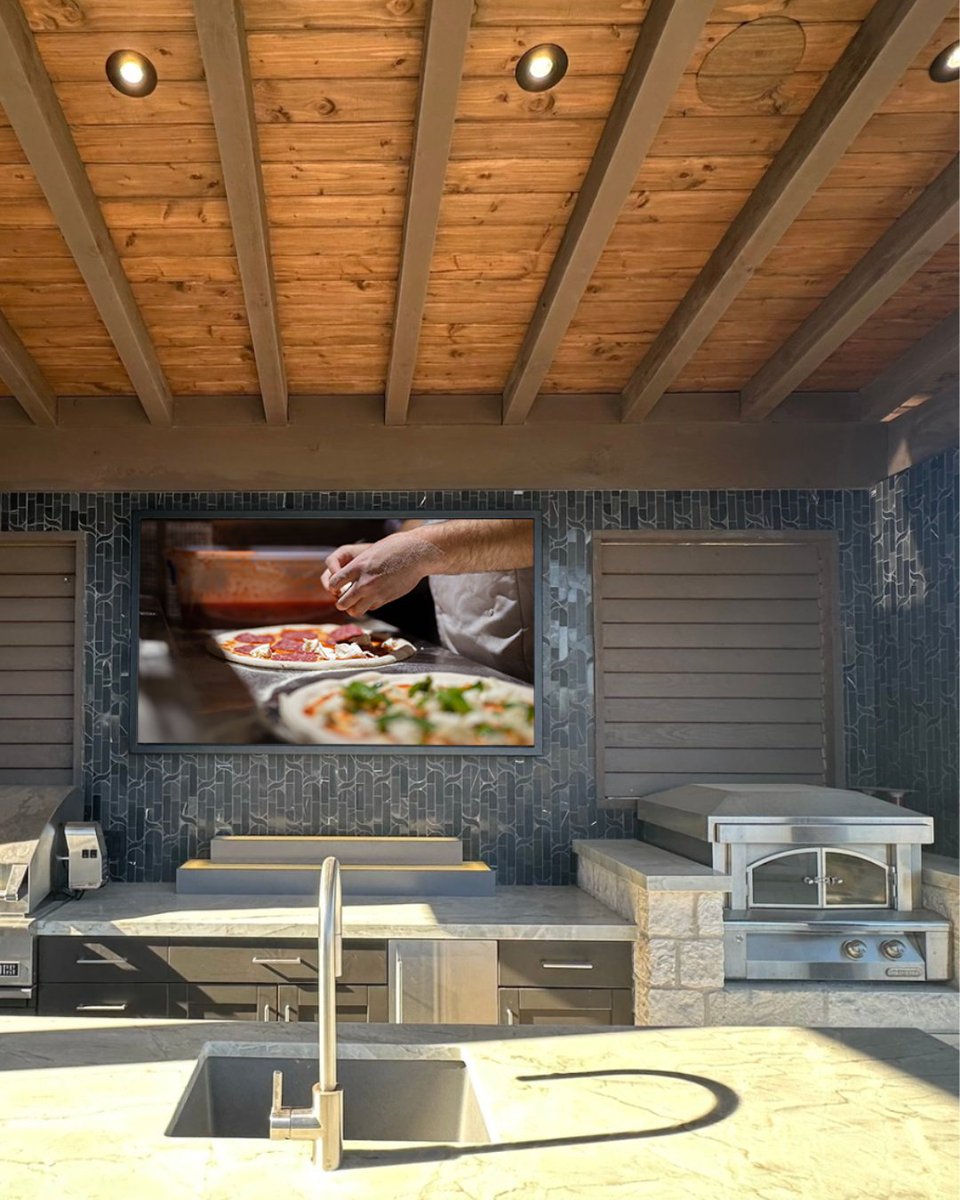 The best seat in the house comes with fresh air and fresh pizza. Outdoor entertainment made better with SunBrite TV!

Thank you, Dominion Design and Integration, for this installation!

#sunbritetvs #sunbritetv #outdoorentertainment #outdoortv #allweathertv #av #avtweeps