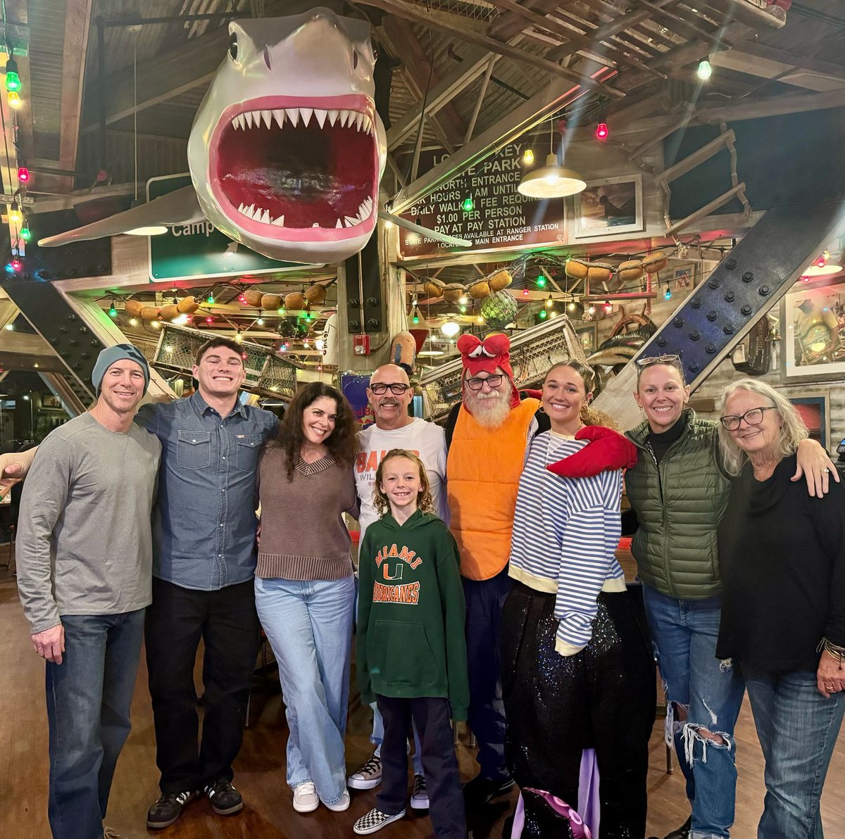 A trip to Joe's is a family affair! 🦀