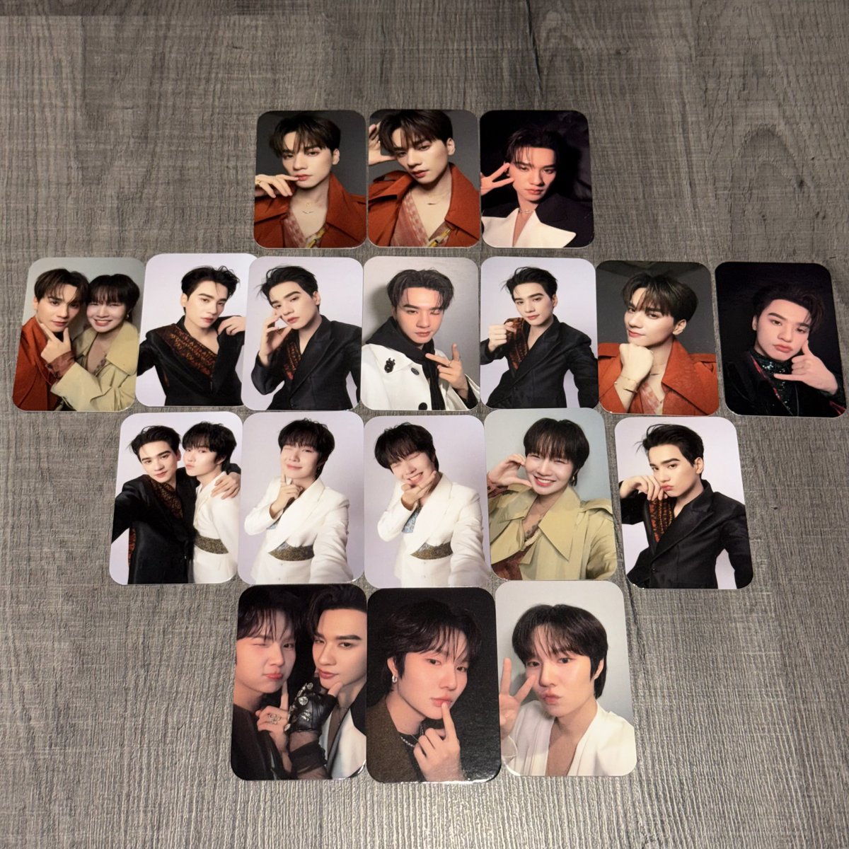 sofafly's tweet image. wts ปล่อย/ขาย
การ์ดเก่งน้ำปิง (ใบละ) 

แถว 1-2 : 50 
แถว 3 :  60
แถว 4 : 70
💌ค่าส่งเหมา 30 บาท (3ใบส่งฟรี) 

สนใจ dm มาสอบถามได้ค่ะ

#ตลาดนัดเก่งน้ำปิง #ตลาดนัดdmd 
#ตลาดนัดดมด 
#KhemjiraConcert
#KhemjiraTheGoldenTimeConcert