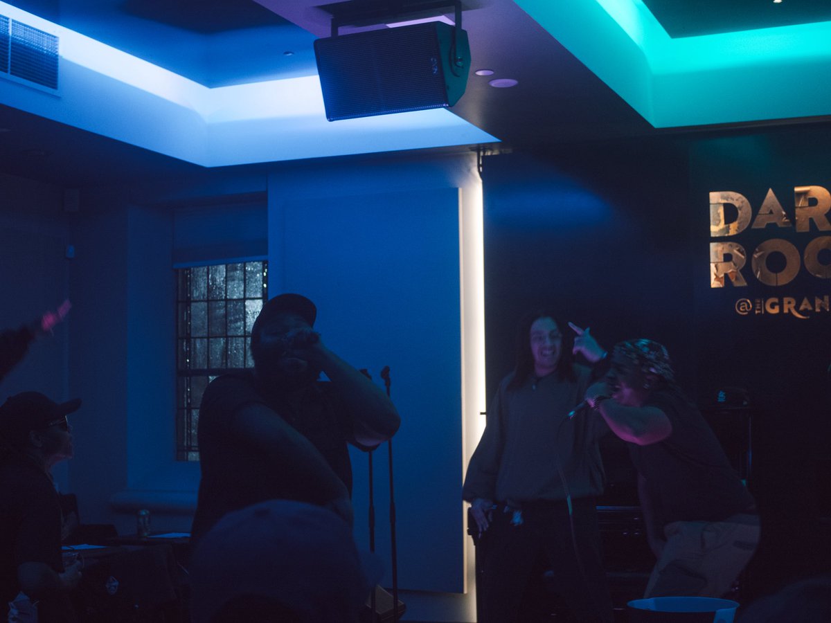 niggas not among us 🤧