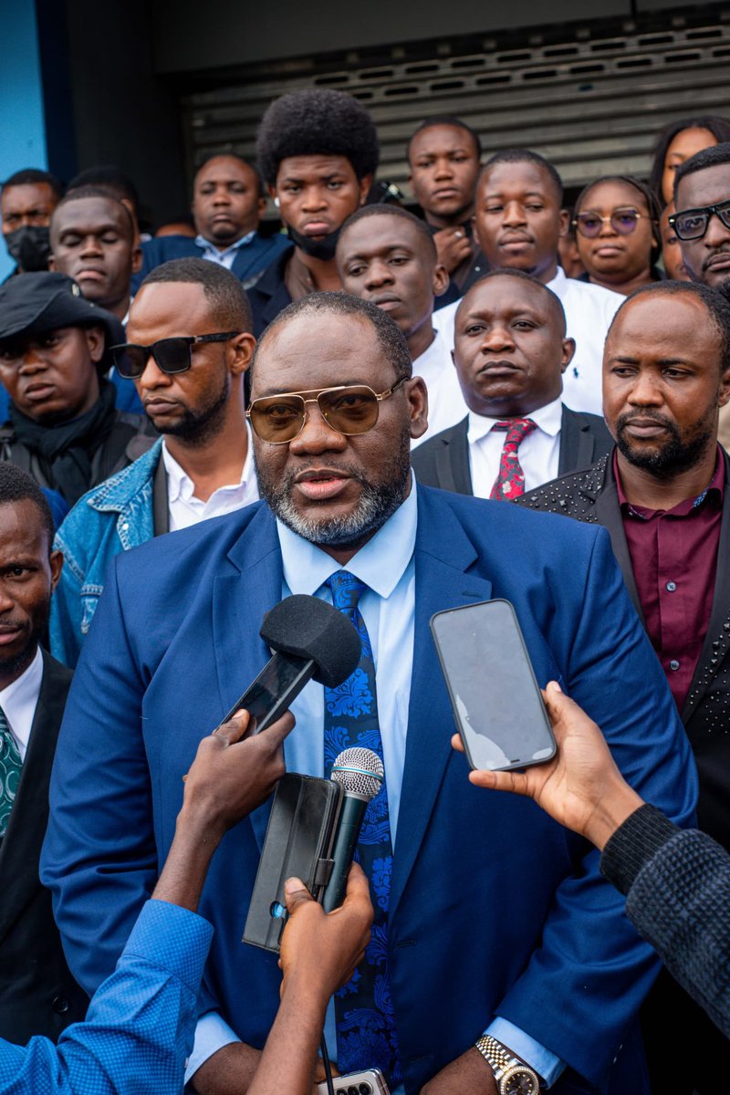 Pr <a href="/KasongoKas/">✍️(3K) KASONGO KAS</a> MCA: 15% Pourq s’en prendre au Min de la Justice qui n’a fait que sn travail ? Quelle faute ds sn injonction des poursuites ? Y a-t-il des intouchables au-dessus de la justice ? L’infraction est individuelle. Cette affaire semble cacher encore plus rocambolesque…