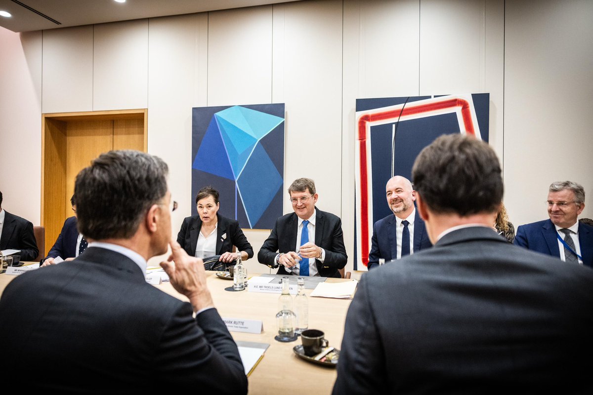 Mark Rutte tweet media