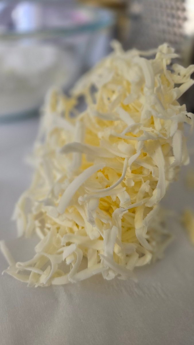 jcae2008's tweet image. Lemon Blueberry Scones...
Who's ready for one?
#BakingVibes #CookingVibes #JdsKitchen