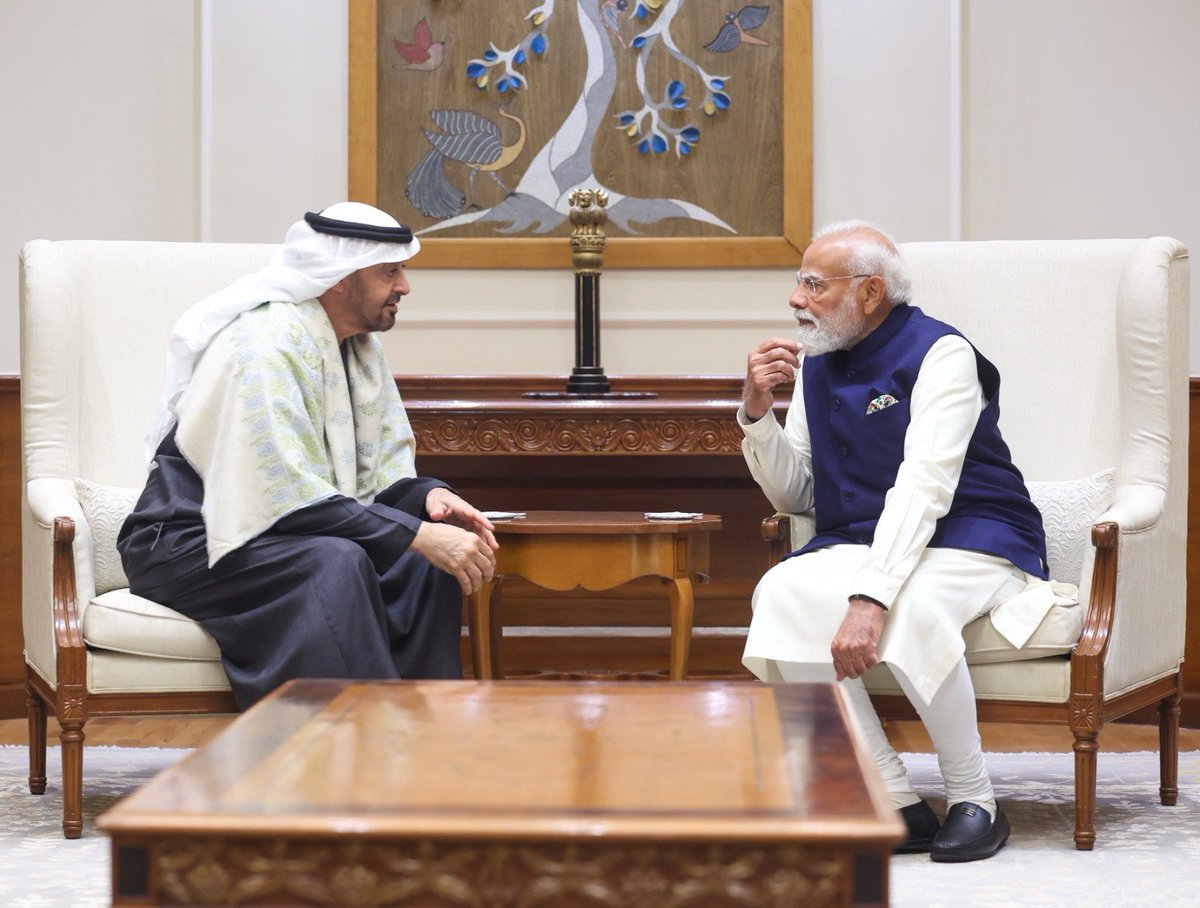 narendramodi's tweet image. It was a great pleasure to host my brother, His Highness Sheikh Mohamed bin Zayed Al Nahyan, at 7, Lok Kalyan Marg. I am deeply touched by his gesture of visiting Delhi this evening. We discussed a wide range of issues aimed at further strengthening the multifaceted India-UAE…
