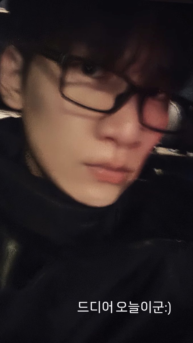 100ofsecond's tweet image. 상혁시에 만나자!!☺️🙌🏻 @HSangHyuk