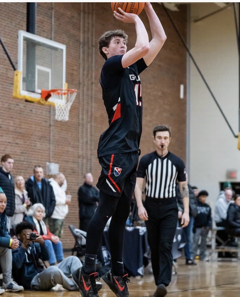 FrederickGunnBoysBasketball tweet media