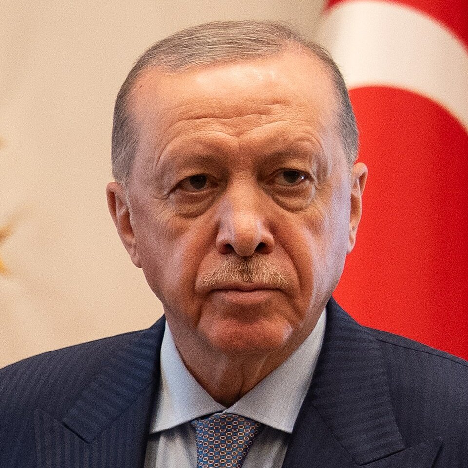_GlobeObserver's tweet image. BREAKING: 🇹🇷 🇮🇷 

Turkish President Erdoğan announces full support for the Iranian government and the Islamic Republic.
