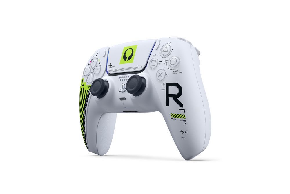 Tom Warren tweet media