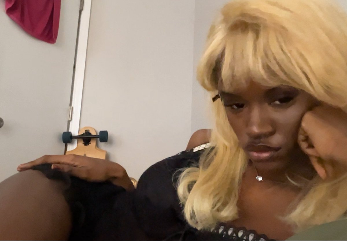 venusdrifting's tweet image. my girl loved these so im sure yall will too! #WLW