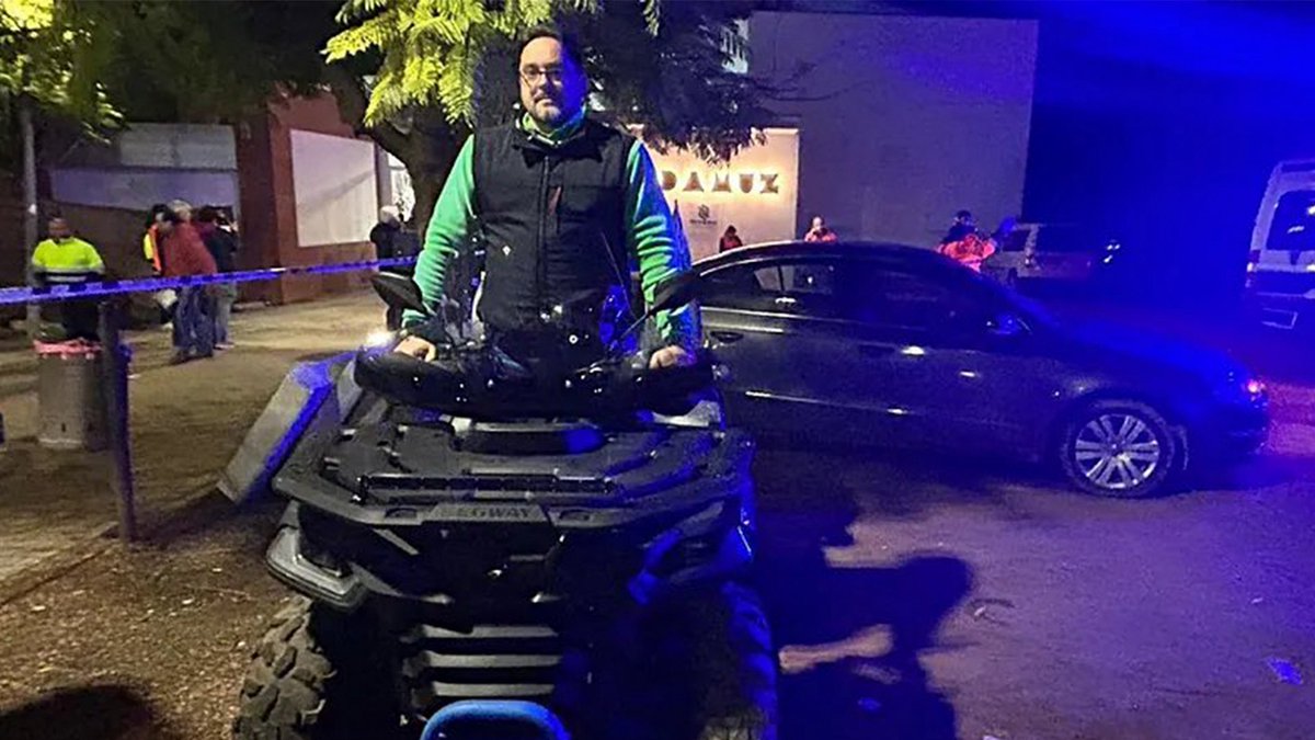 revuelta_es's tweet image. En estos momentos de dolor, destacamos lo único esperanzador: la solidaridad y generosidad de tantos buenos españoles.

Nuestras condolencias a las familias de las víctimas.