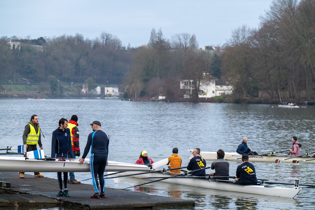 CDEssonne's tweet image. ❄️🚣‍♂️ Quand l’hiver rencontre la passion de l’aviron…
Les « Culs gelés Grand Paris Sud », c’est 25 km d’effort et de dépassement sur la Seine.

Bravo à tous les rameurs et aux organisateurs pour cette superbe 29ème édition 👏🔥