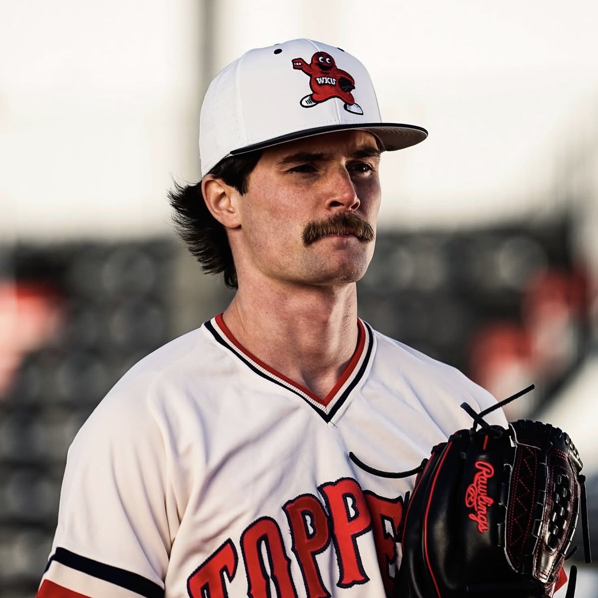 bigdonkey47's tweet image. WKU with one of the best lids in college baseball