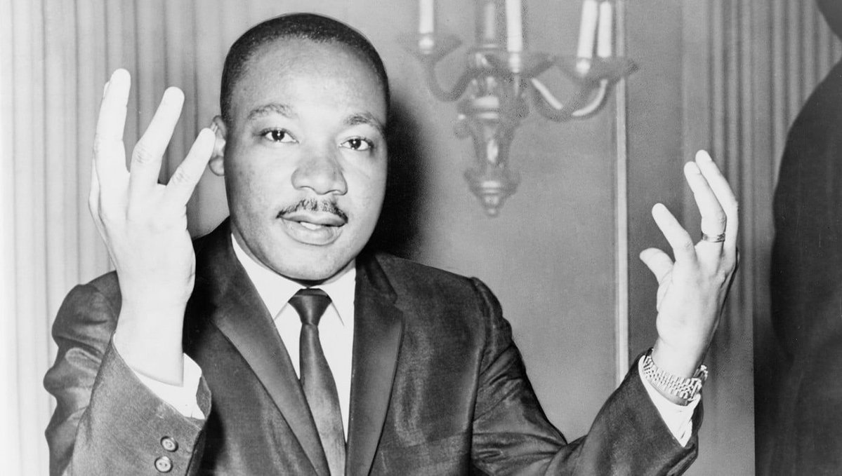 TheBabylonBee's tweet image. Far-Right Extremist Suggests Treating People Of All Races Equally buff.ly/r7W1pi3