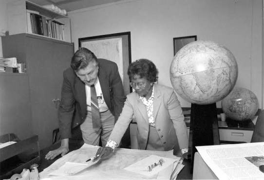 SebastianAvenue's tweet image. RIP Gladys West, mathematician known for her contributions to mathematical modeling of the shape of the Earth. Her  work on the development of satellite geodesy models were later incorporated into the Global Positioning System, The GPS. 🗺️ 🌎