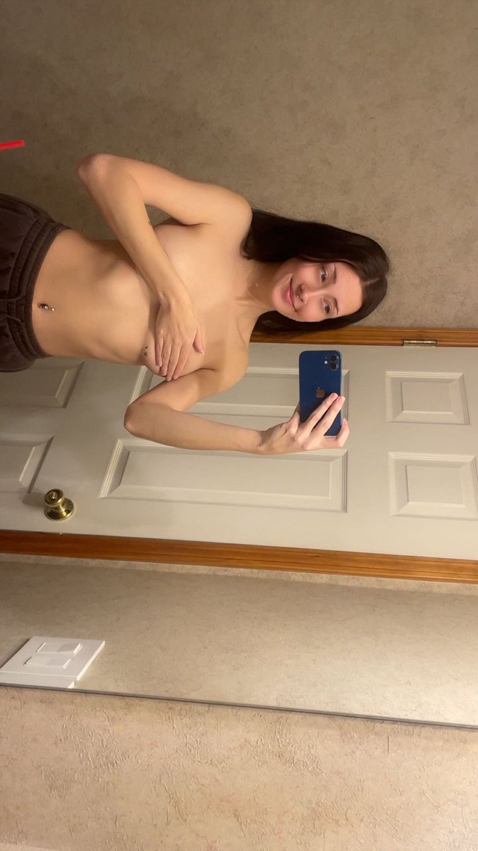 AnnaMaybTemptxn's tweet photo. You could keep scrolling… or you could unlock what I don’t post here.
Free sub. Paid content. Your move 💋
Link in bio.🖤 https://t.co/wUvdZTSZuk