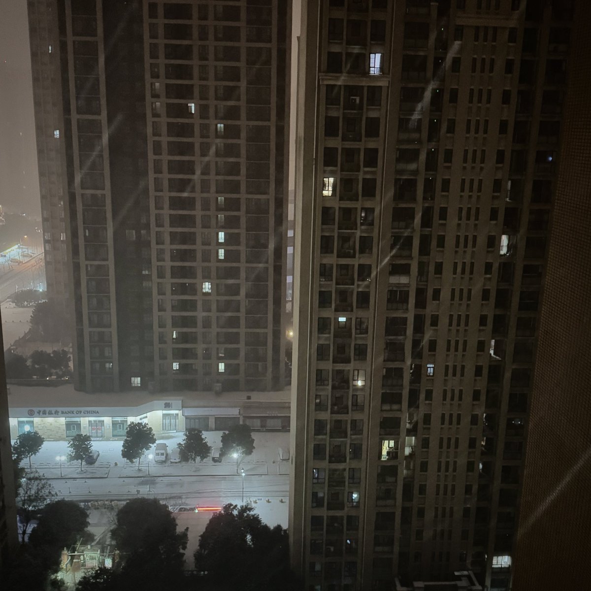 kk4love_'s tweet photo. 我说看到漫天飞雪我就放下一切 https://t.co/GpnHRBg7RP