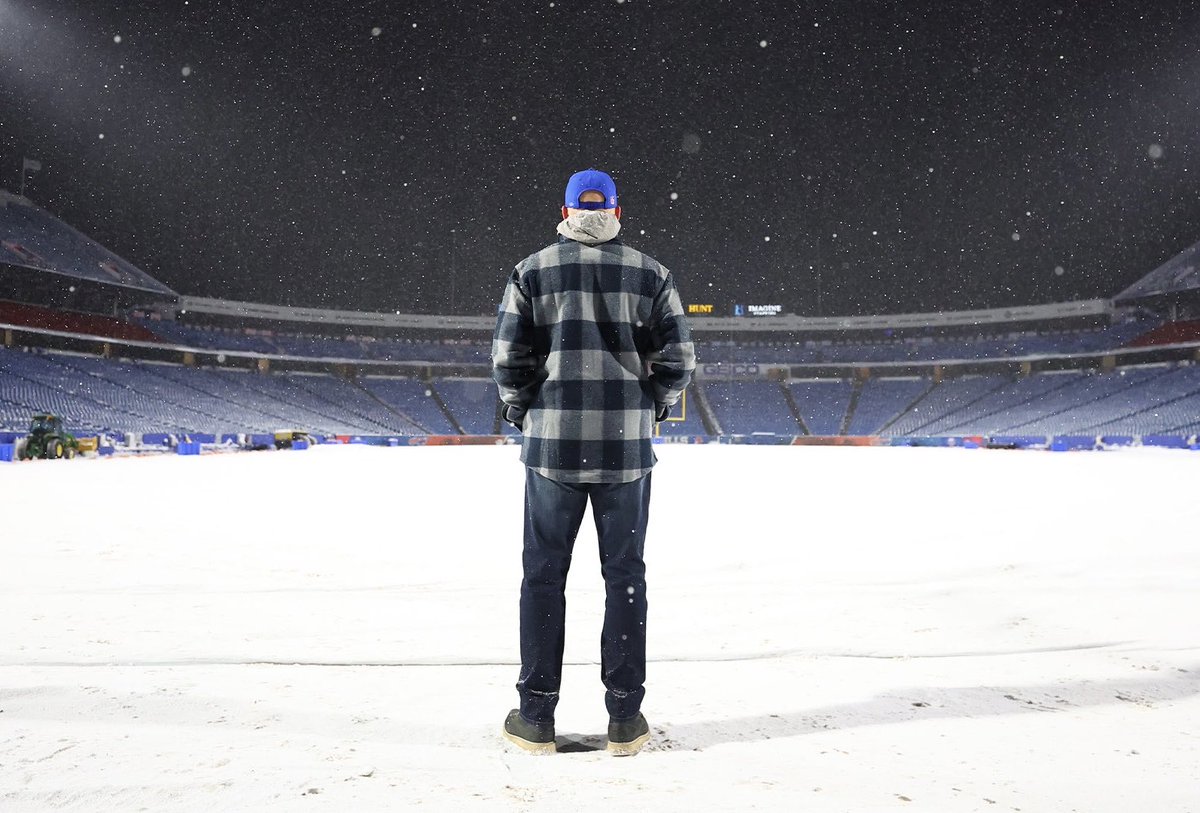 Dean Marlowe tweet media