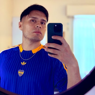 M α x ι 🤙🏽 tweet media