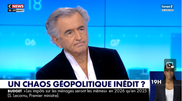 PhelixTjm's tweet photo. #Cnews : en 2026 dans #PunchLine par exemple, comment est-ce possible de permettre à pareil sous-merde d'avoir une libre antenne pour venir nous sortir la médiocrité de sa pensée !? Encore si c'était sur les canaux de vos confrères #bellicist tel lci ou encore #propagandist de f'rance Tv ce serait compréhensible !
" Un chaos géopolitique inédit ? "
.. mais dites moi c'est aussi excellent qu'il soit précisément question de ce dont le gang que représente ce résidus a besoin pour subsister et prospérer dans la malveillance des peuples ! Des moments, que celà devient difficile de ne pas éteindre sa Tv !! Il est grand temps que tout celà cesse !! Ce mec est le néant !