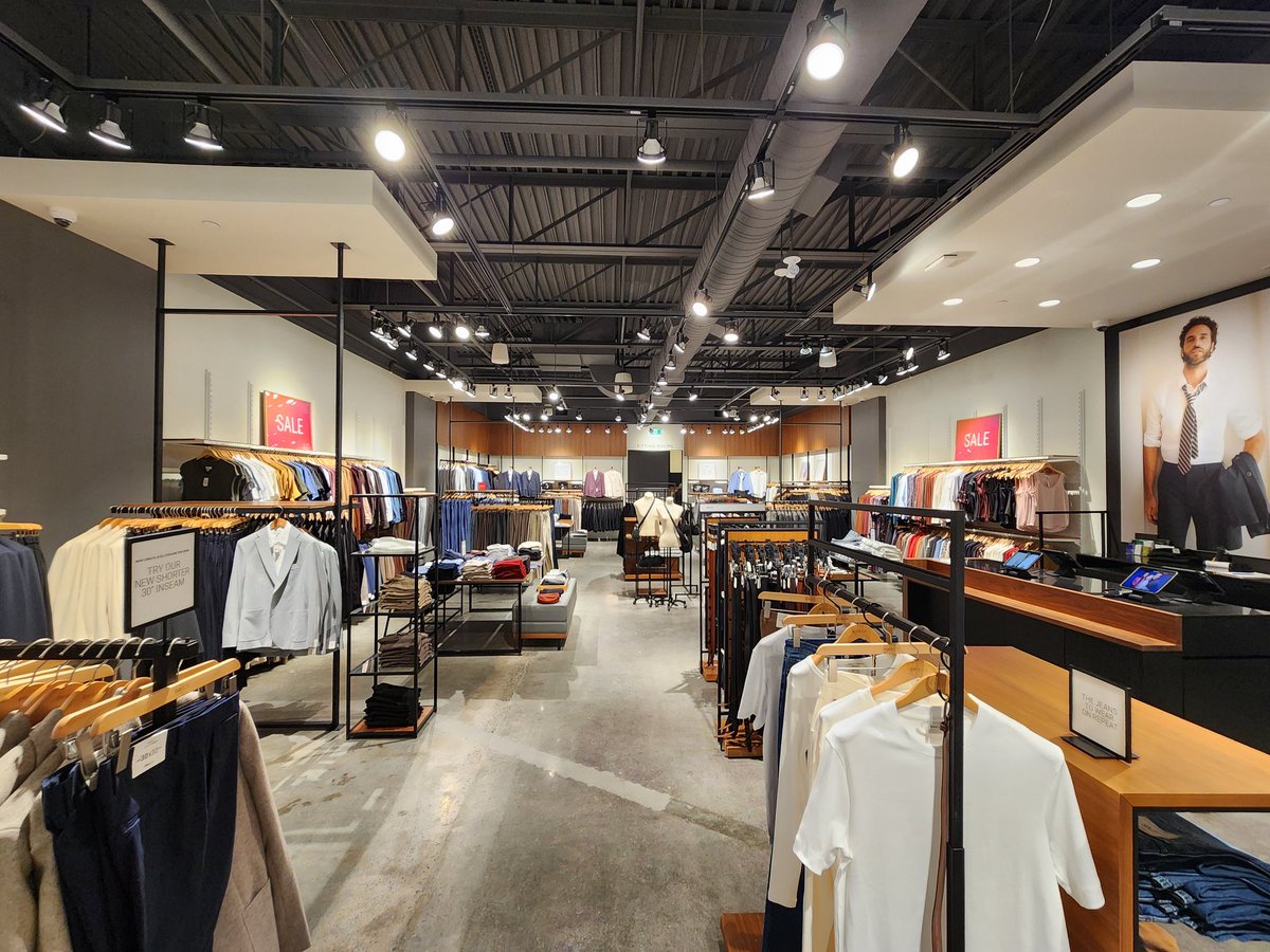 Northwall_Ltd's tweet photo. @rwandcocanada at the @newsudbury is all wrapped up and they're open for business. It was great working alongside Nelnor Construction for a smooth go from start to turnover. https://t.co/XMwAxaQRLG