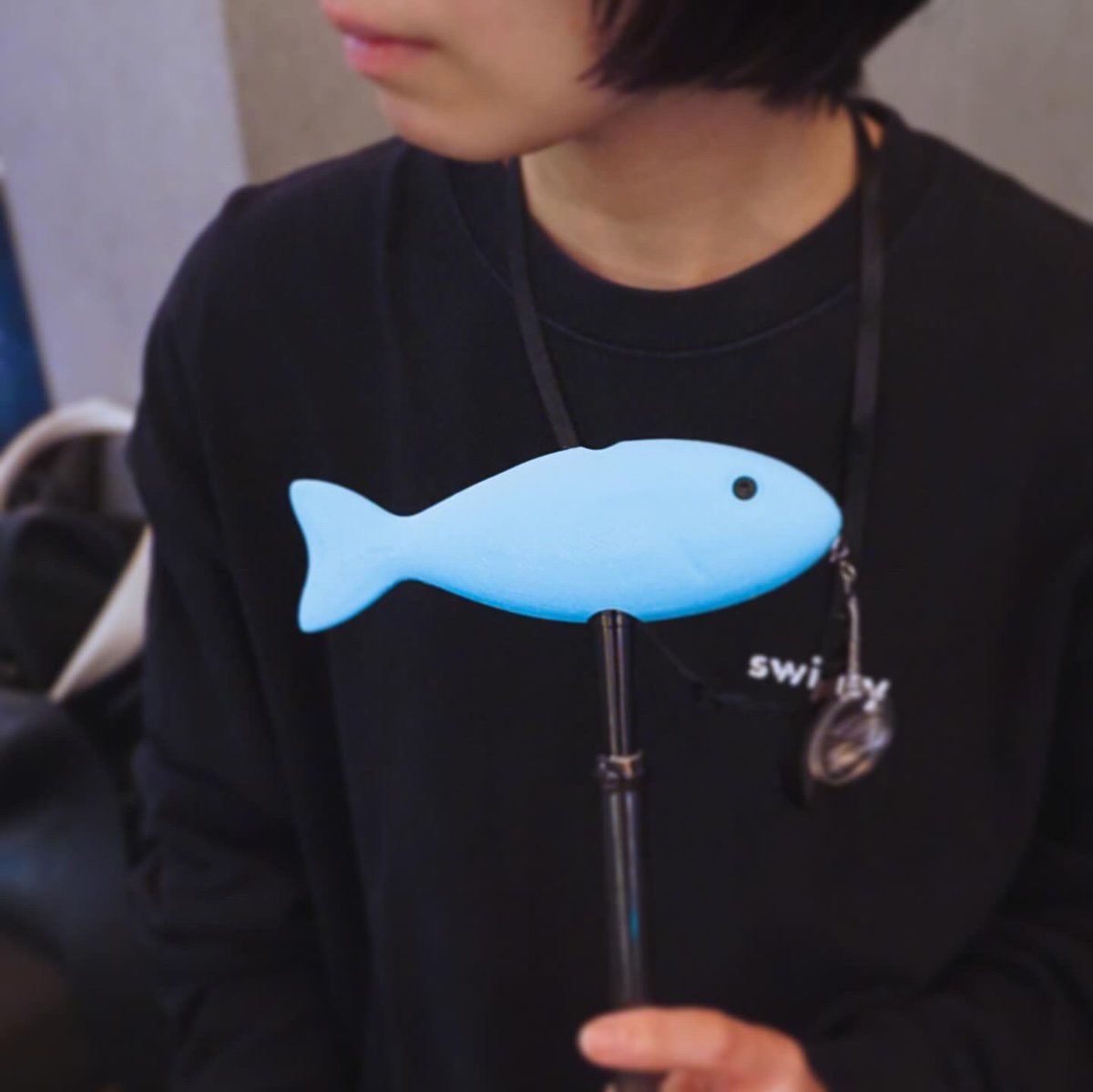 🐟おさかなマウスピース🐟
おさかなをくわえてシーシャを吸える、
遊び心溢れるマウスピース
吸ってる姿が猫みたいでかわいい💭

販売開始 : 1/21(水)〜
カラー : ライトブルー / ネイビー
swimyロゴストラップ付

※数量限定/店頭販売のみ
※お取り置きのご連絡はDM or お電話にてお願いいたします