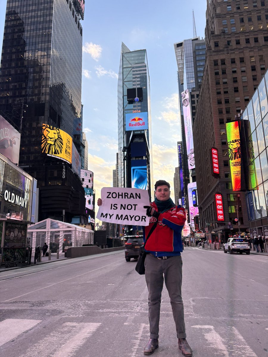 DrewPavlou's tweet image. I flew 10,000 miles to New York City to say one thing: 

Zohran Kwame Mamdani is not my Mayor.