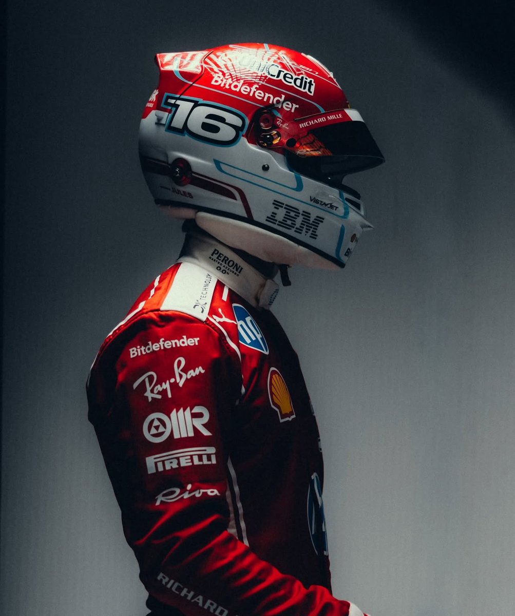 it looks like he has cat ears