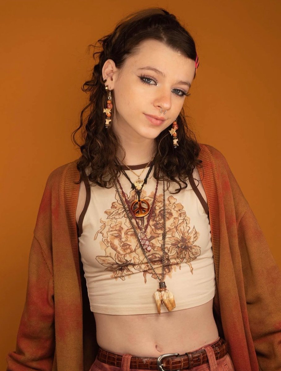 : 𝒮𝑒𝒾𝓇𝒶 : tweet media