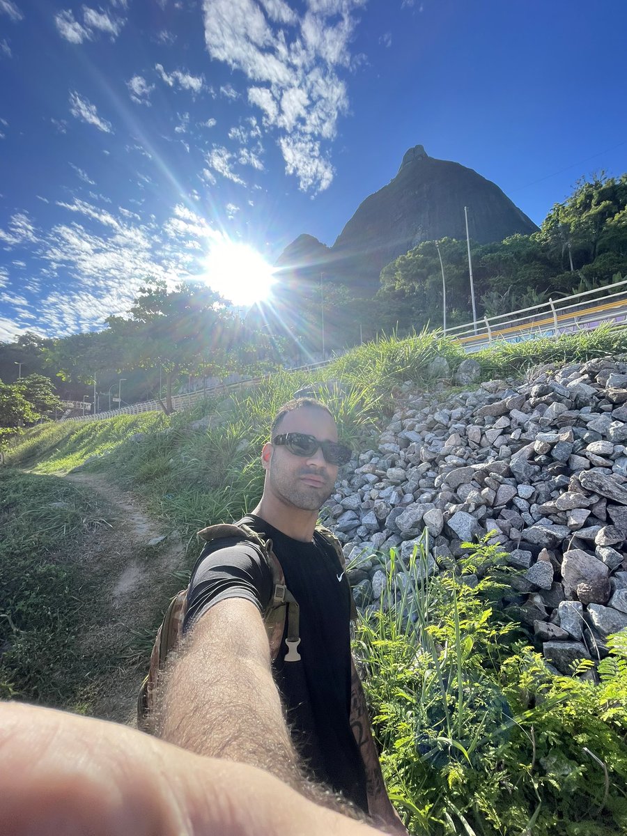 AdvancedDrop's tweet image. Ontem pular do Pai João depois de mt tempo foi uma renovação nas energias papo reto bom demais ✨